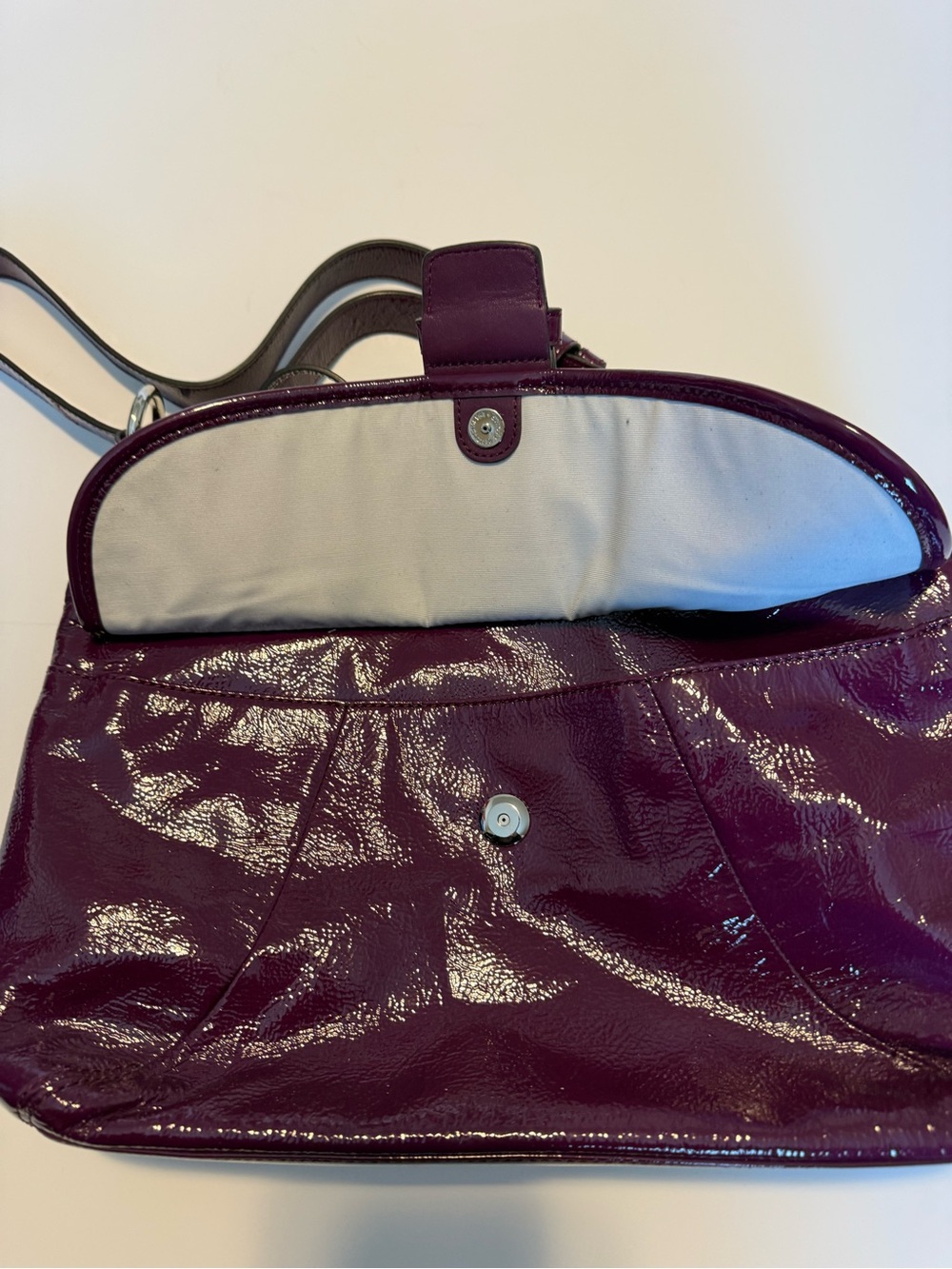 Coach Patent Leather Shoulder Bag in Deep Plum with Wristlet - Picture 4 of 6